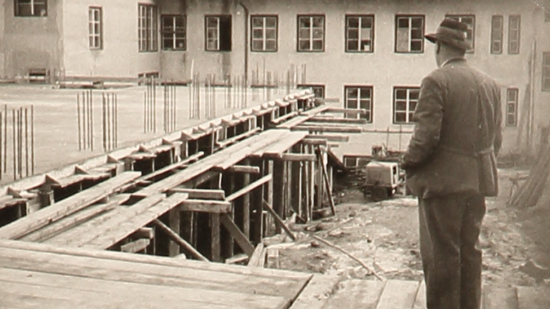 Erbau Zweierhaus in 1940 der Lodenwalke Ramsau